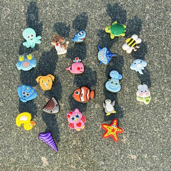 20 pièces Série animaux Charms pour sabots et sandales, décoration de chaussures de qualité premium. Accessoires de charms populaires, excellent cadeau pour les adolescents, hommes, femmes et adultes