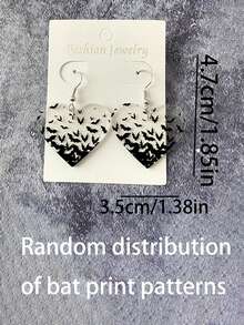 2 pezzi Orecchini a perno in acrilico trasparente a forma di pipistrello unici, orecchini pendenti in stile vintage in acrilico per donne, adatti per feste di Ognissanti, uscite (senza scheda, motivo a pipistrello casuale)
