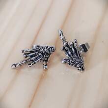 1 Pair Halloween Skull Hand Earrings Middle Finger Funny Exaggerated Earrings Punk Style Accessories - Silver - View 6