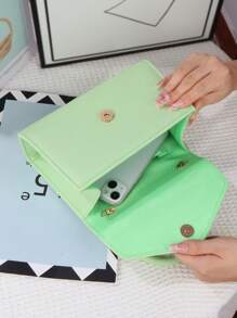 Geantă de mână pentru femei, geantă tip clutch, geantă crossbody, geantă de nuntă, geantă de umăr, confecționată din piele cu textură lici, stil minimalist și elegant, potrivită pentru nunți, gale, petreceri, poate fi asortată cu rochii de seară și tocuri înalte pentru un aspect mai grațios.