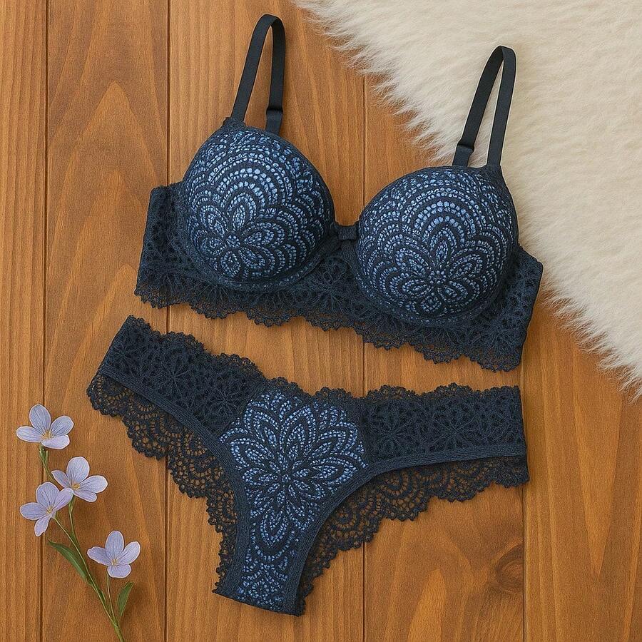 LACE LINGERIE SET WITH PADDED BRA + PANTIES SENSUAL NIGHT LINE WINTER FASHION LINGERIE - Màu xanh nhạt - Xem 1