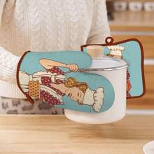 Heat Resistant Oven Gloves & Pot Holders, Cartoon Apron With Mom Pattern Microwave Gloves, Polyester & Cotton Padded Double-Layer Heat Insulation Gloves & Pads, Kitchen Cooking Microwave Oven Gloves & Mat Set