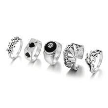 Set de 5 piezas de anillos de nudillos creativos con diseño de cartas de la baraja de picas exageradas personalizadas, set de 8 piezas de joyas de estilo retro versátil para uso diario - Multicolor - Ver 4