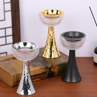 一套简约金属香炉，现代简约风格创意香炉。可用于家居装饰，如卧室、客厅（作为中心装饰品）、办公室、瑜伽馆和派对，营造优雅氛围。也可用于寺庙装饰。这款香炉是节日和学生返校的理想礼物。