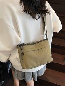 1个时尚简约纯色斜挎包，颜色搭配协调，单肩包，女士休闲手机包，妈妈购物袋，大容量多功能收纳包，可装手机、钱包、钥匙等。 - 彩色 - 查看 10