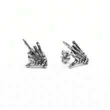 1 Pair Halloween Skull Hand Earrings Middle Finger Funny Exaggerated Earrings Punk Style Accessories - Silver - View 3
