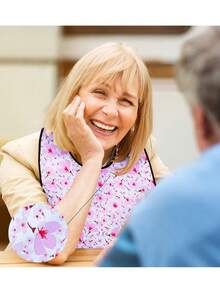 1 pieza/2 piezas/3 piezas Baberos para adultos, baberos ajustables para mujeres, adecuados para personas mayores, lavables, con bolsillo atrapa migas, baberos grandes para alimentación de adultos, baberos impermeables 3D para comida, bolsillo para saliva sin lavado, regalo para mujeres/madres, accesorios, bolsas de almacenamiento