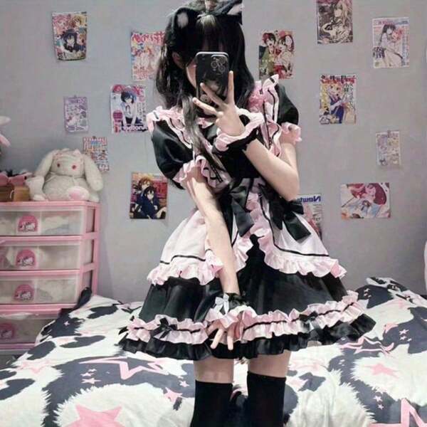 Party Costumes & Sets