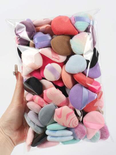 迷你三角天鹅绒粉扑 5/10/20/30/50/100个装，采用超柔软天鹅绒材质，专为修容、眼部和眼角设计，适合所有肤质。化妆品，价格实惠，可用于房间装饰、梳妆台、旅行、卧室等场合。化妆配件，粉扑，美妆蛋，粉扑，化妆海绵，价格实惠，圣诞礼物，化妆品，化妆工具，便宜好物，礼物，女士礼物，圣诞礼物