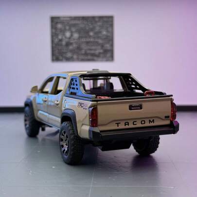 1 件 18 厘米长 x 7 厘米宽 x 6 厘米高 1:32 比例塔科马越野车模型，减震轮胎，逼真的声光效果，可拆卸配件，儿童玩具车，男孩生日礼物，儿童节日礼物