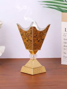 1 Peça/1 Conjunto Queimador de Incenso/Suporte de Incenso de Metal Simples e Elegante, Queimador de Incenso Quadrilátero de Metal, Design Requintado e Simples. Pode ser usado como um difusor de aromaterapia - para criar uma atmosfera elegante. Perfeito para escritórios (como peça central), espaços de ioga e locais de festa. Também ótimo como peça decorativa para decoração de casa ou acessórios de sala de estar.