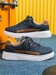 蓝色和棕色时尚绅士多功能新款男士运动鞋，柔软舒适，适合节日派对、街头服饰、低跟平底商务休闲步行鞋