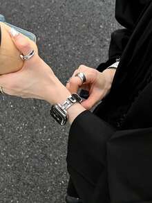 1条创意四叶草三明治皮革表带，兼容38/40/41/42/44/45/46/49mm手表，以及Ultra/SE10/9/8/7/6/5/4/3/2/1 - 黑銀鑽 - 查看 4