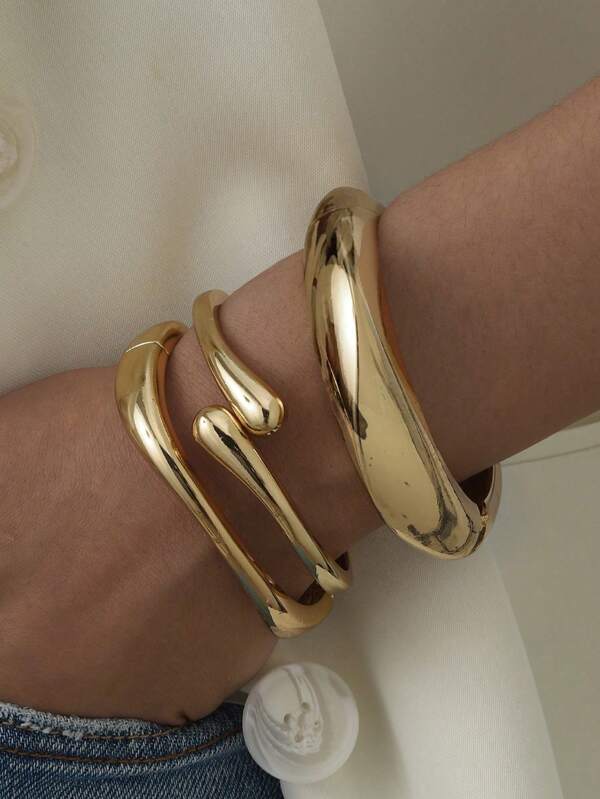 Luxurious Circular Gold Bangle Bracelet Set For Women, Suitable For Evening Parties, Dates, Gatherings And Festive Gifting