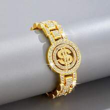 ¡Conjunto de pulsera cubana de eslabones con diamantes completos! Un accesorio de moda hip-hop imprescindible para el estilo callejero, elaborado con aleación de calidad, con un diseño clásico de eslabones cubanos con picos y elementos de barra, cada detalle está incrustado con brillantes rhinestones que deslumbran bajo la luz. El conjunto permite un apilamiento libre, se puede usar individualmente para un look minimalista y fresco, o apilado para un look con estilo en capas.