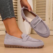 1 Paar Vintage Damen Loafer, Obermaterial aus Wildleder mit bedruckter Ketten-Dekoration, atmungsaktiv und bequeme Slip-On Flache Schuhe, geeignet für Partys, Dates, Tänze, täglichen Lässig-Stil, Strand, Innenbereich, Straße, Campus-Tragen