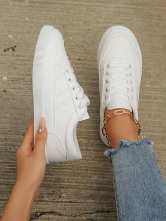 New Fashionable Versatile Casual Lightweight Comfortable Round Toe Flat Outdoor Women Sneakers, Women's Athletic Shoes, Women's White Casual Shoes