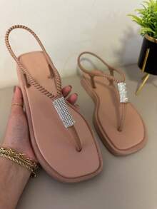 Sandália Rasteira Plana com Strass prática confortável e elegante para dia a dia Strass Brilho - Nude - Visão 5
