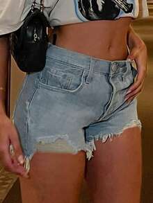 女士街头风水洗毛边弹力修身牛仔短裤，休闲日常穿着，带口袋，适合春夏和返校季 - 淺色水洗藍 - 查看 8