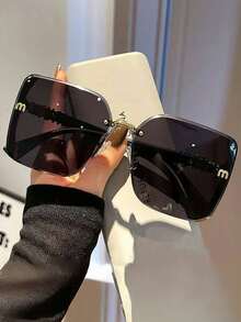 1pc Oversized Women's Fashion Fashion Glasses, Frameless Metal Letter Personalized Glasses, Summer Holiday Travel Beach Accessory