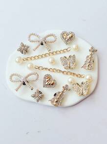 14pcs Crocodile Shoes Decor Set (Gold Bow, Gold Heart, Rhinestone Butterfly, Mini Violin, Gold ABS Pearl Chain) - Easy To Install Removable DIY Accessories For Customizing Mary Janes, Garden Shoes, Clogs, Sandals And Beach Bags. Perfect Gift For Festivals, Parties And Special Occasions