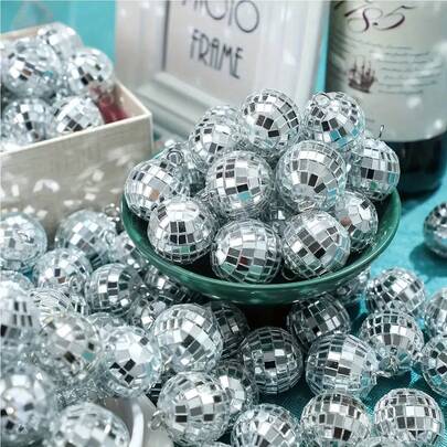 30 piezas Decoraciones de bola de espejo, Decoración colgante de mini bola de discoteca, Bolas reflectantes, Adecuado para fiesta con tema de los 70, fiesta de cumpleaños, boda, graduación (Plata)
