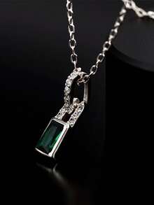 قلادة قفل ماسية مربعة خضراء من الفضة الإسترليني عيار 925، سلسلة كنزة نسائية فاخرة خفيفة الوزن، قلادة عنق ماسية مربعة زمردية فريدة من نوعها عتيقة بسيطة، هدية