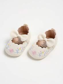 女婴玛丽珍鞋，防滑芭蕾平底鞋，公主裙鞋，新生儿学步鞋 - 白色 - 查看 5