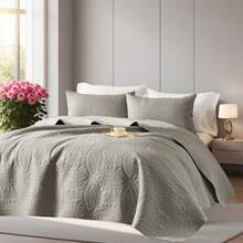 2/3pcs Minimalist Style Ultrasonic Embossed Quilt Set(1 Quilt + 1/2 Pillowcases), 100% Microfiber Lightweight Breathable Easy Care Summer Bedding Set, Durable, Full/Queen Size Bedspread Set, Bedspread For All Seasons, Beautiful Room Decor - Grey - View 6