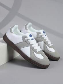 Grey Retro Men's Casual Shoes, Lightweight Soft Sole Sneakers, Round Toe Lace-Up Flat Shoes For Men