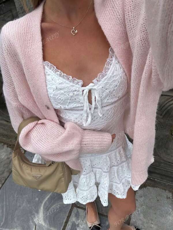 FOR BEAUTY Autumn And Winter New Pink V-Neck Button Long Sleeve Women's Knitted Top, Fashionable, Gentle, Korean Romantic, Elegant, Simple, Versatile, Sweet, Suitable For Dating, Daily Going Out, Commuting Street Side Sweater Autumn Women's Clothing