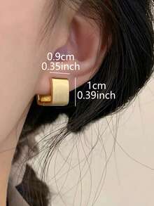 1 Pair Fashionable & Versatile Matte Textured Geometric Hoop Earrings For Women