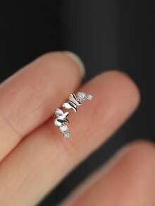 زوج من أقراط الأذن المرصعة بالزركون المكعب على شكل فراشة من الفضة الإسترليني عيار 925، هدية أقراط نسائية صغيرة رقيقة فاخرة أنيقة