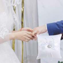 Almohada para anillos Amias, cojín para anillos de boda de 5.91 X 5.91 pulgadas, con bolsillo de flor y lazo adorable para decoración de boda y fiesta, gran lazo de colección simple, soporte para almohada de anillos de ceremonia de boda