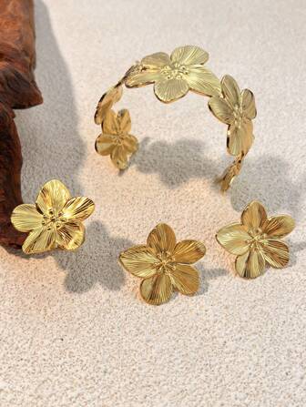Conjunto de joyería de 4 piezas de acero inoxidable a la moda y sencillo, aretes elegantes con flor enchapada en oro, adornos de mano, accesorios de mujer de gama alta, conjunto de regalo para el Día de San Valentín, mamá, madre, Día de la Madre