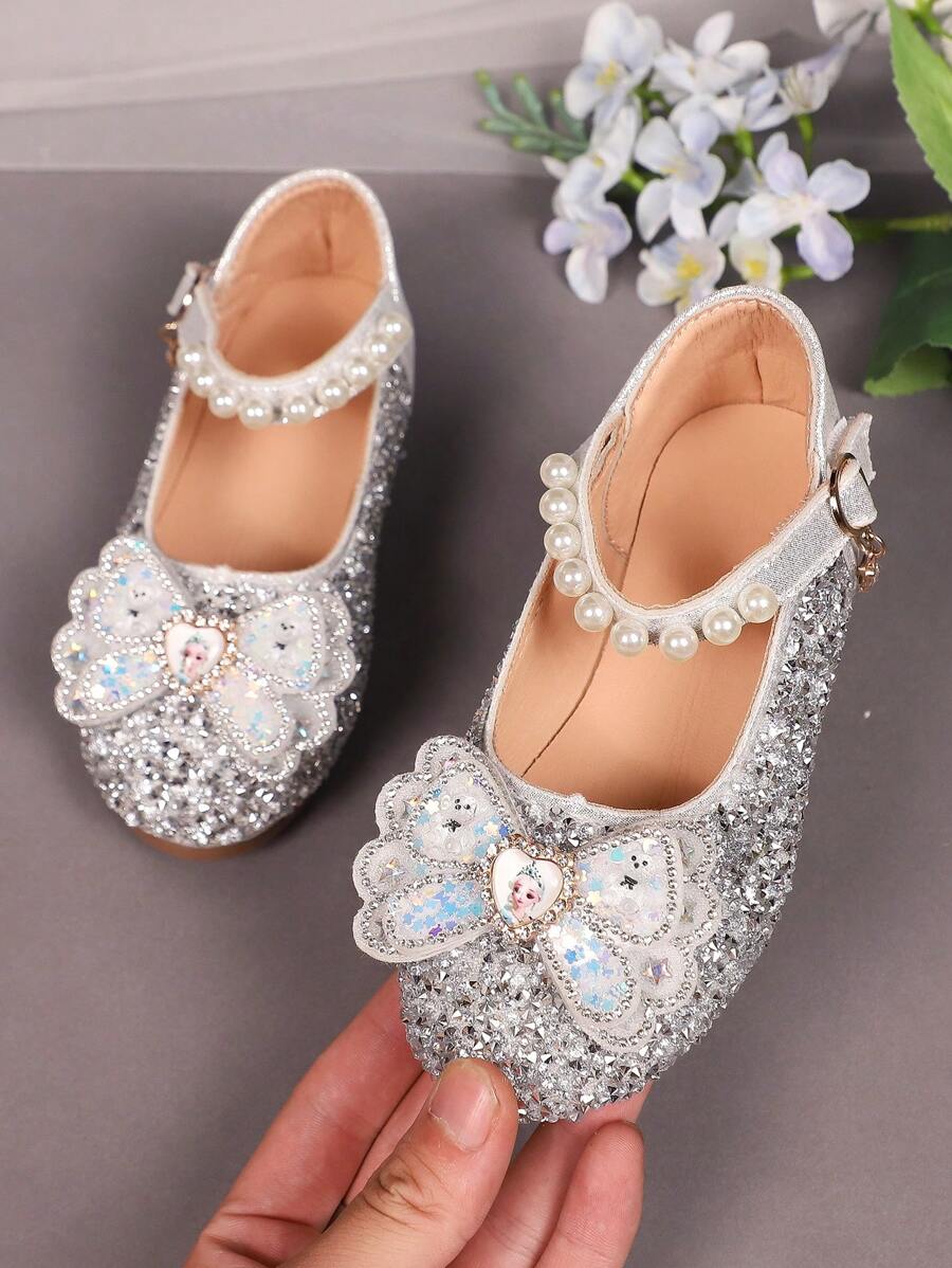 1 双加大码 2025 新款时尚百搭粉色女孩珍珠和水钻蝴蝶结装饰可爱平底鞋，圆头，适合日常穿着、跳舞、春秋季户外穿着，闪光装饰包头公主芭蕾平底鞋，尺码偏小半码