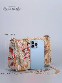 亮片刺绣链条单肩包，经典设计刺绣花卉半圆形斜挎包，女士时尚撞色亮片拼接拉链晚宴包。首选包型，多用途包，可斜挎，链条对折后可单肩。（图案位置随机剪裁）