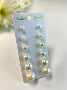 6 pares de pendientes clásicos y sencillos con perlas blancas, sin caja de regalo, ¡solo los pendientes! Adecuados para el uso diario de las mujeres