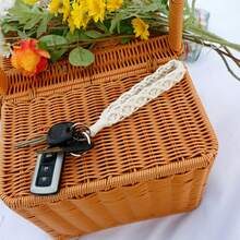 Women's Boho Macrame Keychain Wristlet Bracelet Handmade Braided Hand Wrist Lanyard For Keys, Purse, Car Keys Holder - 心形(綠色) - 查看 6