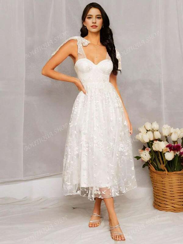 Encaje Flor Bordado Patchwork Halter v Cuello Vestido Sin Tirantes, Blanco Elegante Boda Formal Vestidos de Invitados Vestidos para Cumpleaños, Cena.