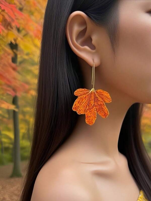 1 paire de boucles d'oreilles à feuille d'érable plissée exagérée, boucles d'oreilles de style minimaliste vintage pour femmes