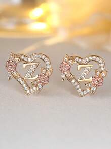 Tsnamer 1 对心形首字母耳钉，适合女孩女士，心形雕刻 26 个字母 A-Z 个性化名字花耳环，适合日常情人节母亲节珠宝生日礼物情人节、妈妈、母亲、母亲节、礼物 - 耳環 - 查看 35