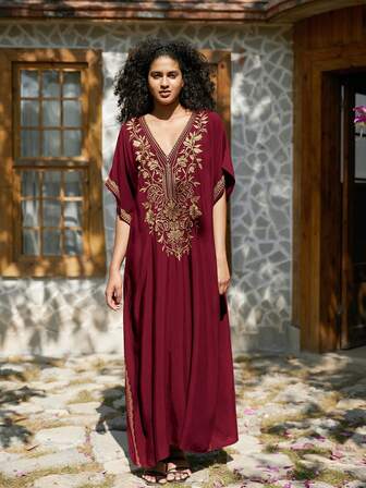 Robe de style décontracté à manches courtes avec broderie rouge, style Dubai pour femmes