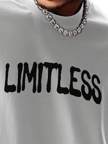 Camiseta gráfica de estilo urbano para hombres, casual de hombro caído, manga corta, impresión de arte cómico en blanco y negro con texto "LIMITLESS", camiseta de verano de corte holgado para hombres, atuendo deportivo, cómoda de usar - Blanco - Ver 7