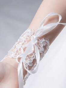 1 Pair Of Lace And Diamond Short Fingerless Gloves, Birthday, Party Decoration, Flower Girl Wedding Dress, Performance Gloves,The Best Gift Choice For Children's Day, Birthday Parties, Class Reunions, Valentine's Day, Halloween, Christmas, And New Year's Day.