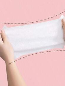 迷你便携无香型维生素C精华湿巾，适合办公室工作人员和户外露营使用