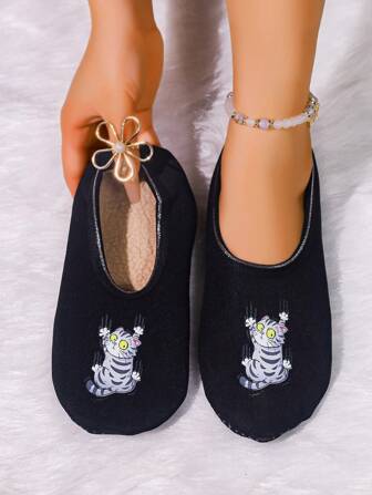 Women's Fashionable Cat Pattern High Elastic Indoor Socks, Comfortable Dance/Yoga Shoes For Home Use, All Season