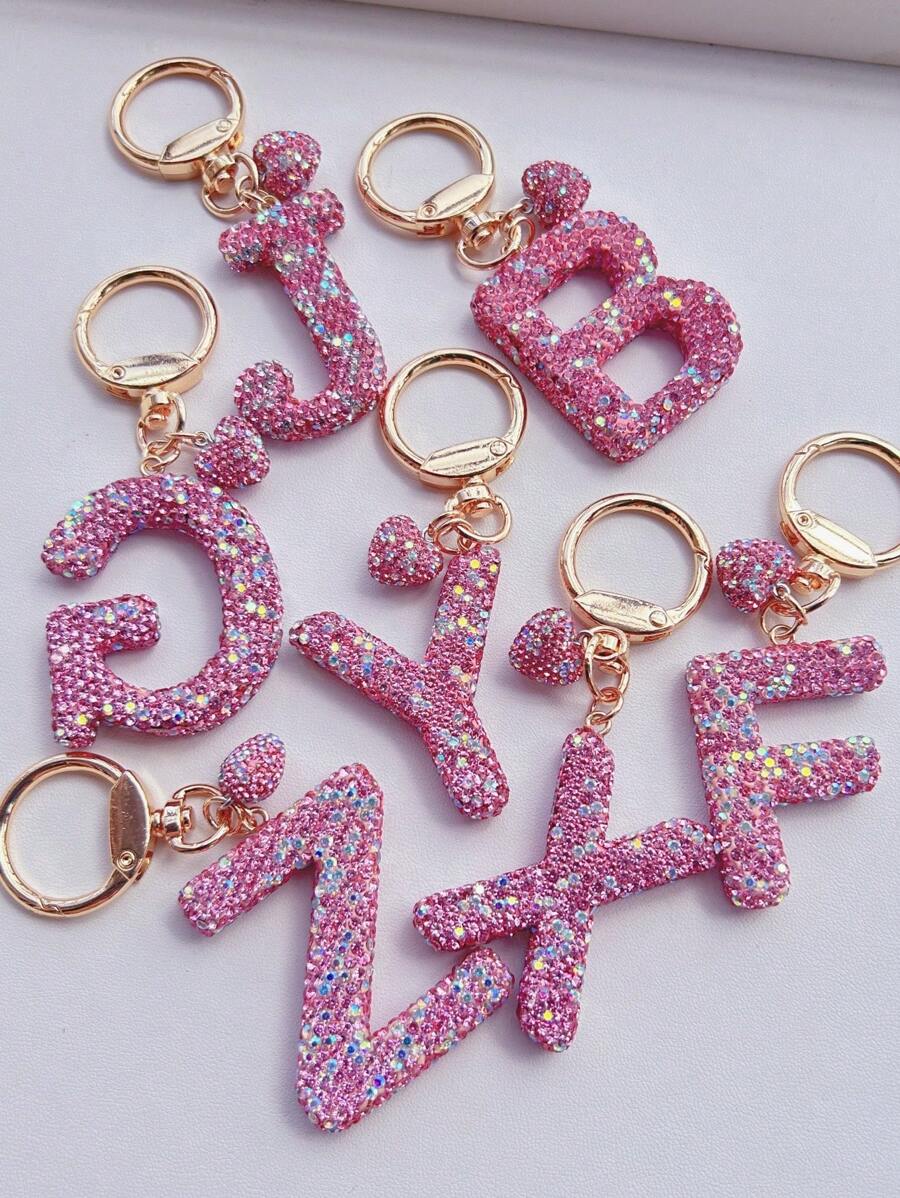 1 件粉色软陶瓷水钻镶嵌字母钥匙扣可爱个性吊坠女士包包配件汽车钥匙扣爱心装饰礼物送给妈妈和朋友情人节圣诞节万圣节配饰