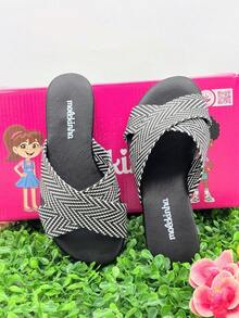 Girls' Flat Sandals, Slide Molekinha, Comfortable Youth - Kepang Hitam - View 2