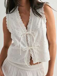 Women's Bow Tie Front Tank Tops Sleeveless V-Neck Eyelet Embroidery Vest Casual Summer Shirts Camisole Tops - 白色 - 查看 2